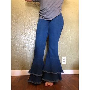 High Waisted Bell Bottom / Flare Jeans Distressed